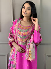 WOMEN Embrodairy Stright Kurta Set