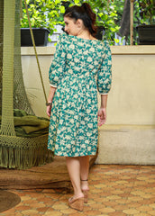 Poli COTTON FLORAL GATHERED DRESS HIGHLIGHTED WITH IVORY MIRROR LACE