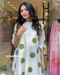 Women Whitw Ethnic Motifs Kurta with Trousers & Dupatta