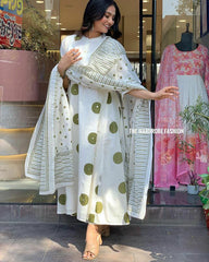 Women Whitw Ethnic Motifs  Kurta with Trousers & Dupatta